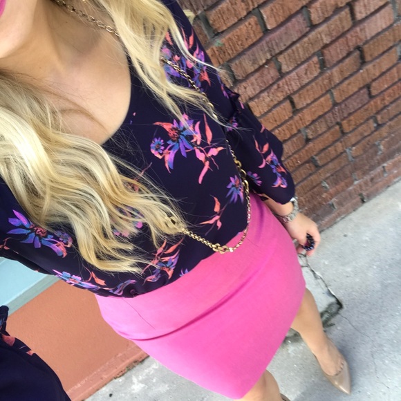 🌸Floral top - Picture 5 of 10